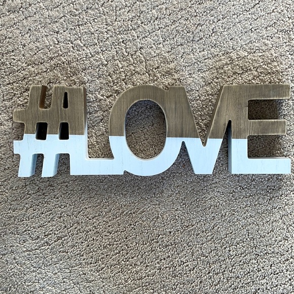 Love Wood Sign - Picture 1 of 2